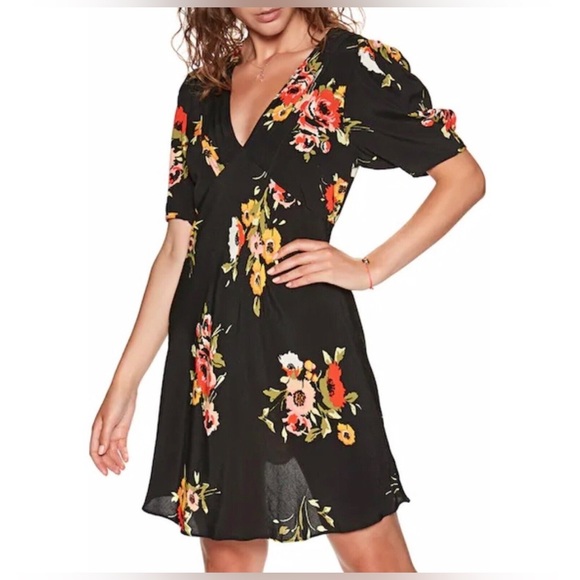 Free People Dresses & Skirts - Free People | NWT size 8 Black Floral Dress